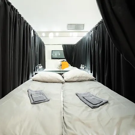 旅馆 Unique Spa Sleeping Experience 卢布尔雅那